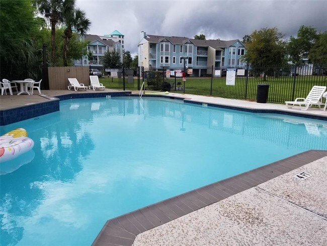 Building Photo - 18617 Egret Bay Blvd