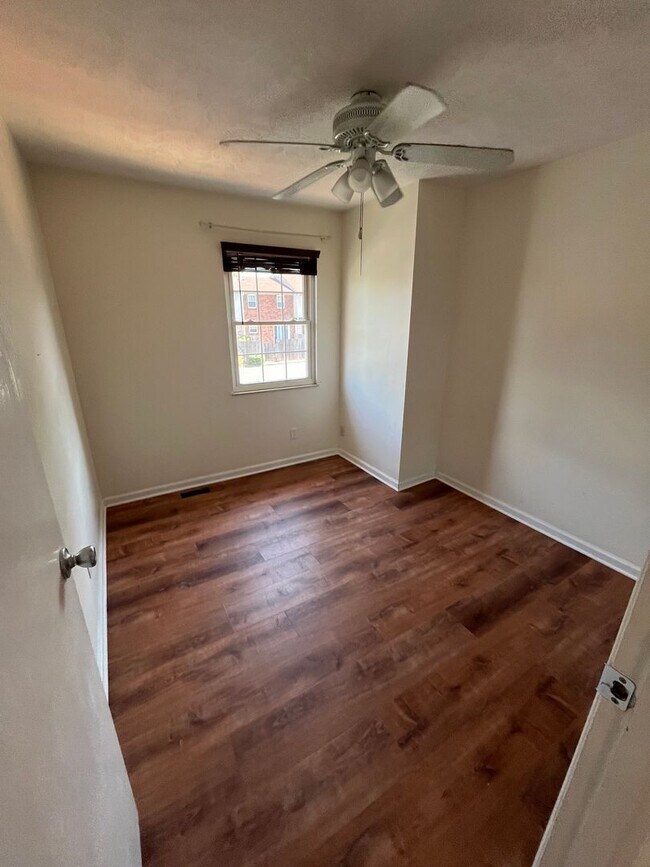 Building Photo - Three Bedroom in West Chester!