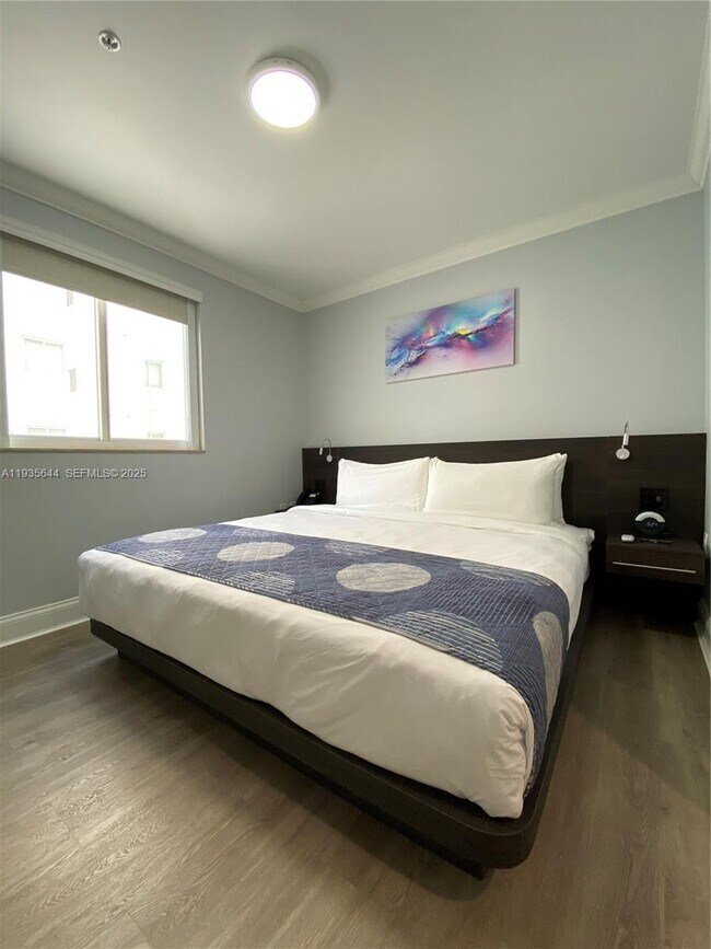 Building Photo - 1750 NW 107th Ave