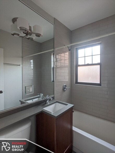 Building Photo - 2907 N Mildred Ave