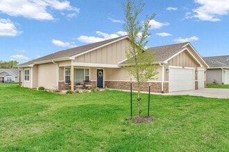 Building Photo - Italian Estates Property Management
