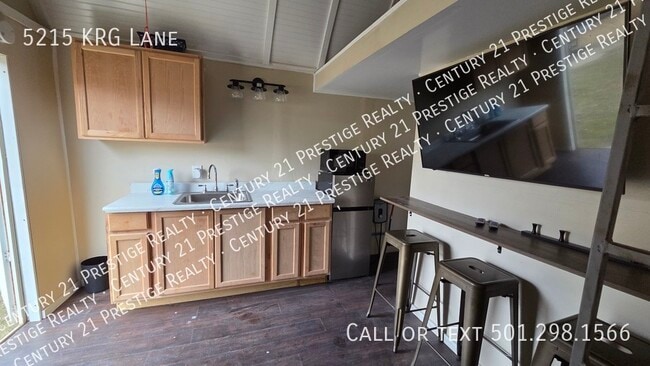 Building Photo - 5215 Krg Ln