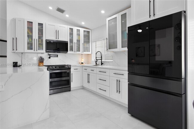 Building Photo - 18501 NW 55th Ave