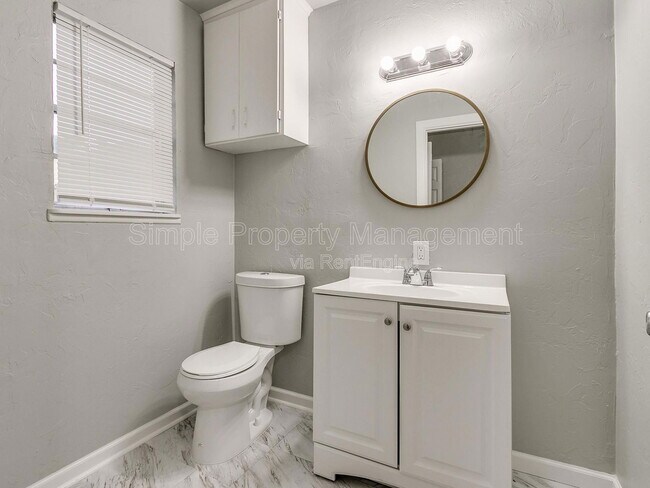 Building Photo - 2713 NW 14th St