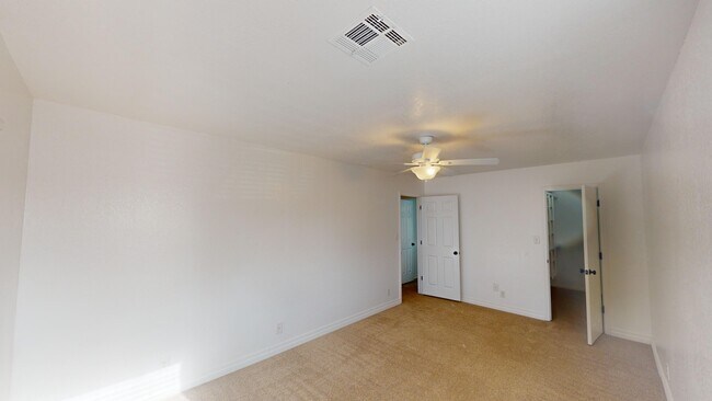 Building Photo - 3316 Eagle Ct