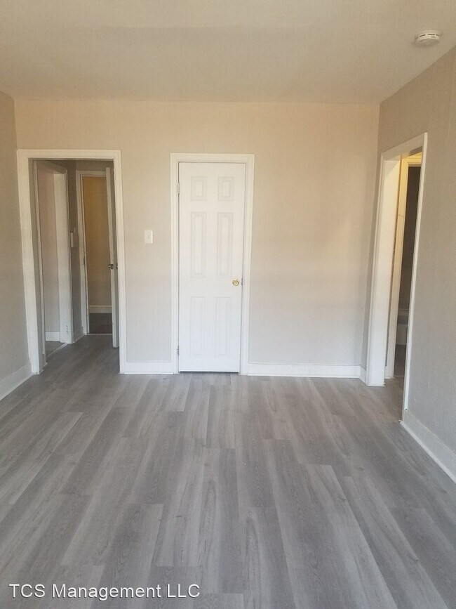 Building Photo - 453 N 50th St