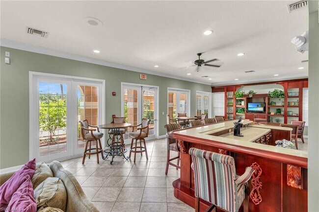 Building Photo - 1810 Florida Club Cir