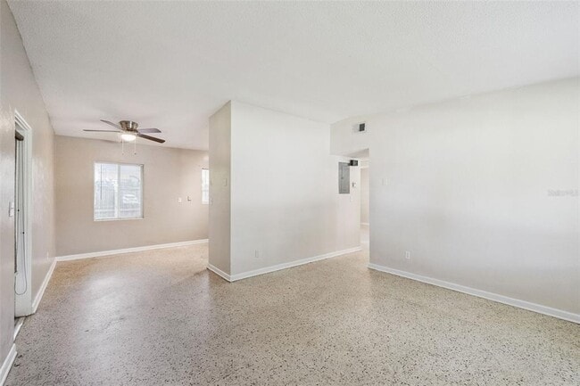 Building Photo - 1416 Beatrice Dr