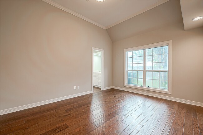 Building Photo - 66 Blooming Grove Ln