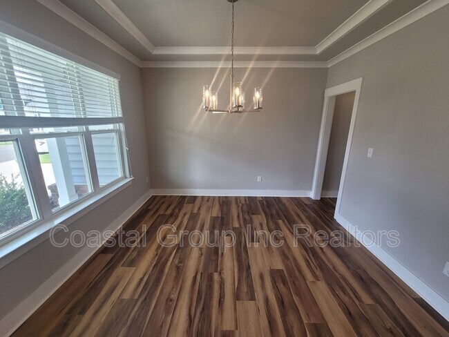 Building Photo - 1233 Auburn Hill Dr