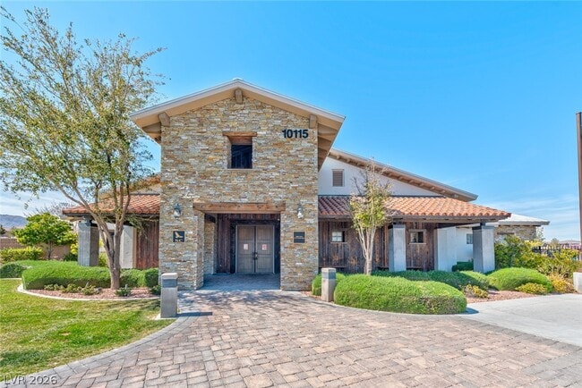 Building Photo - 10640 Sariah Skye Ave