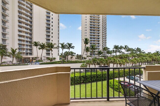 Building Photo - 2800 N Ocean Dr