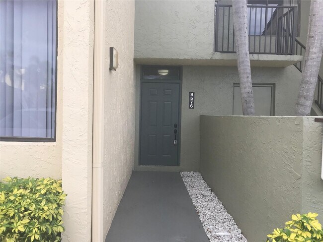 Building Photo - 9576 SW 1st Ct