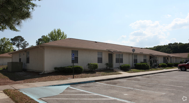 Building Photo - Westgate Apartments