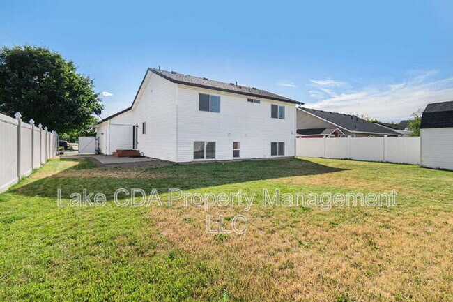 Building Photo - 5147 W Palmwood
