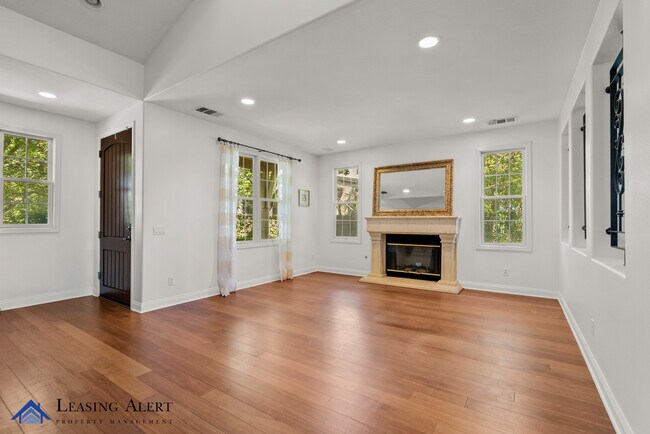 Building Photo - 26802 Pine Cliff Pl