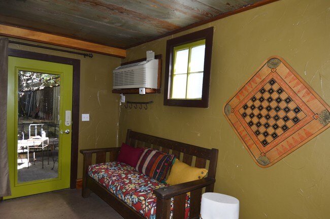 Building Photo - 0000 Austin Ave