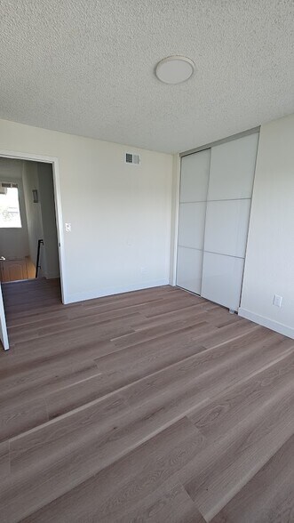 Building Photo - 1661 Aspen Village Way