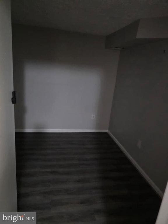 Building Photo - 20 Delafield Ct