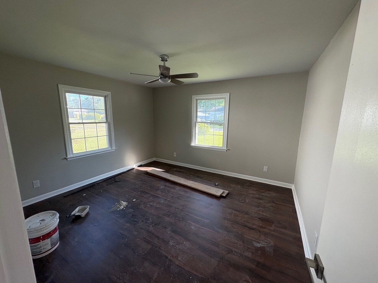 bedroom - 2018 Louisiana Ave