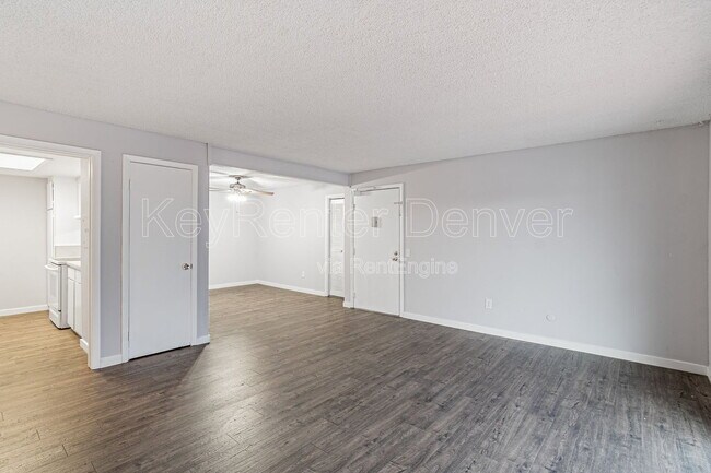 Building Photo - 12133 N Melody Dr