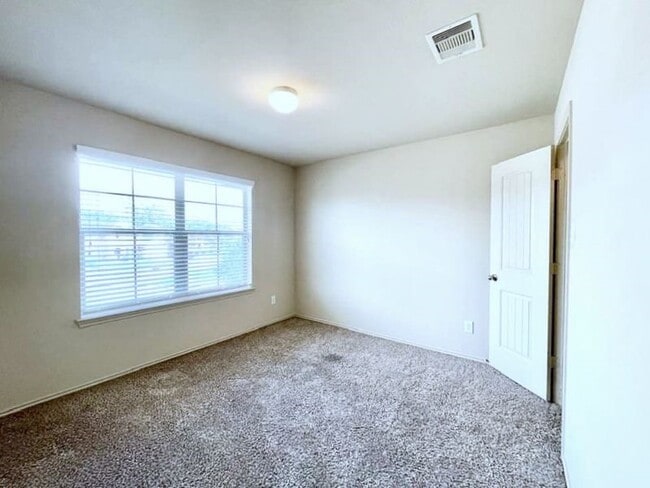 Building Photo - 20431 Sweet Louetta Ln