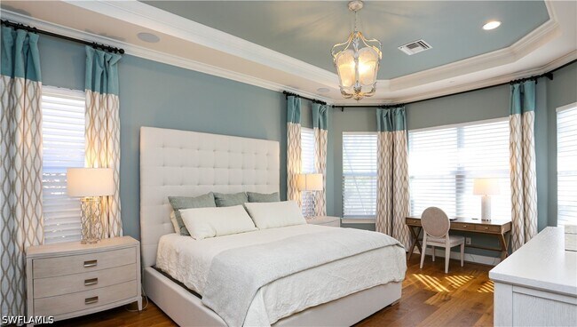 Building Photo - 10155 Coconut Rd