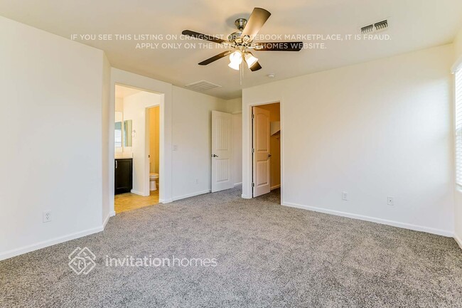 Building Photo - 3367 E Constitution Dr