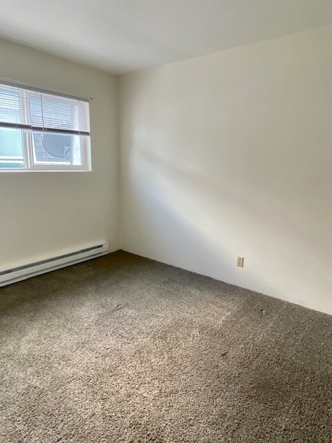 Building Photo - 912d Elk St