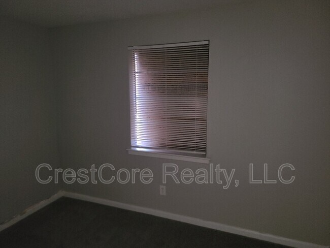 Building Photo - 5545 Apple Blossom Dr