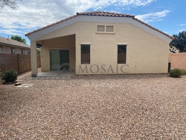 Building Photo - 4020 E Trigger Way