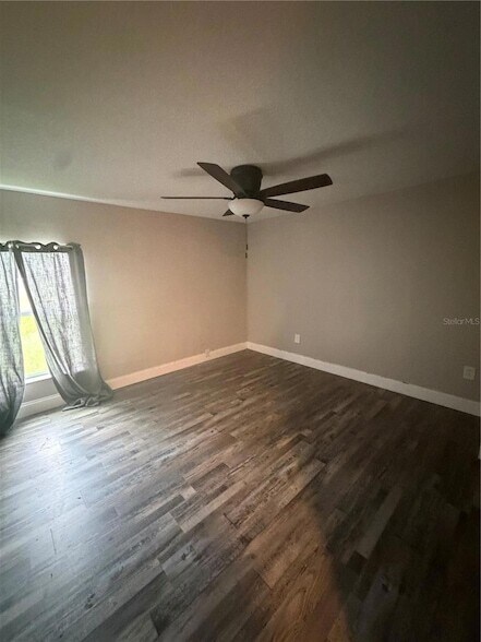 Building Photo - 6828 FL-33