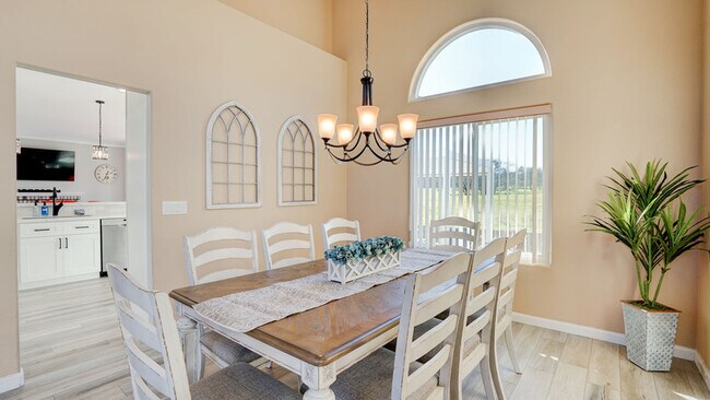 Building Photo - 9520 Wellington Cir