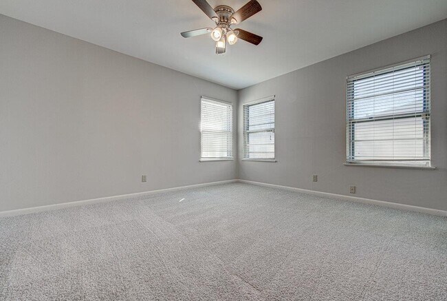 Building Photo - 7803 Lazy Ln