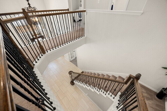 Building Photo - 9338 Taylor Cliff Ln