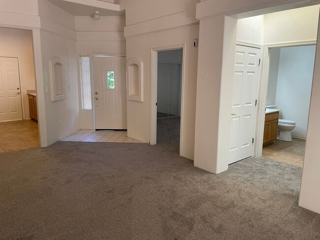 Building Photo - TOWNHOME - WEST SEDONA - NEPENTHE