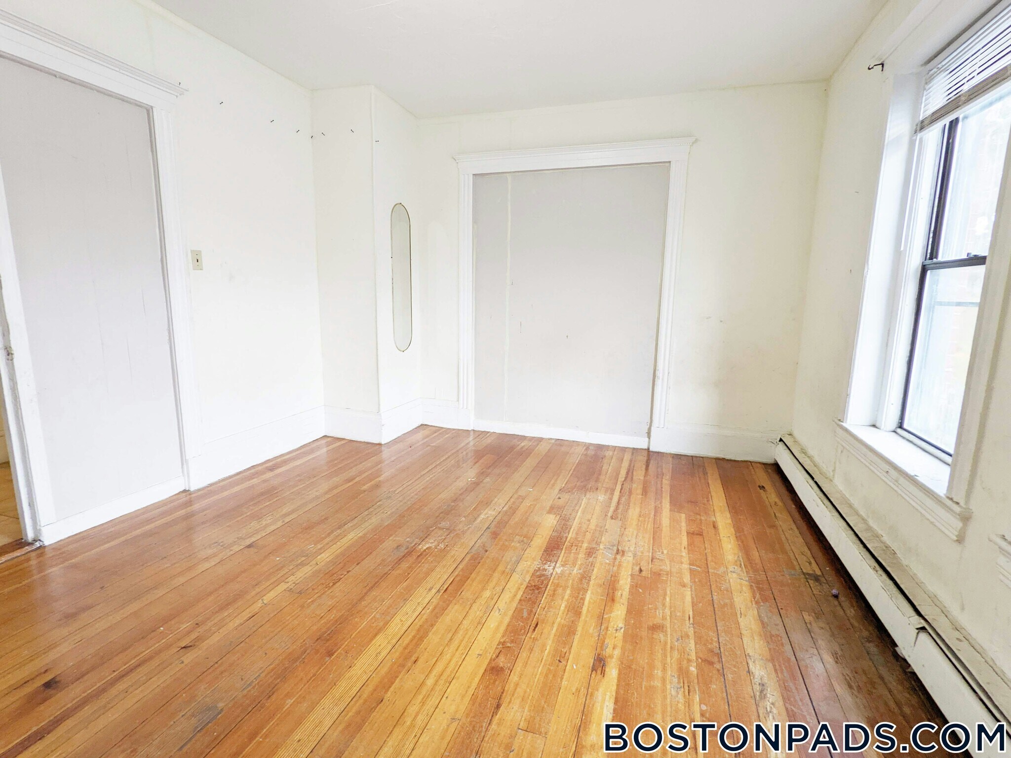 Building Photo - 62 Empire St