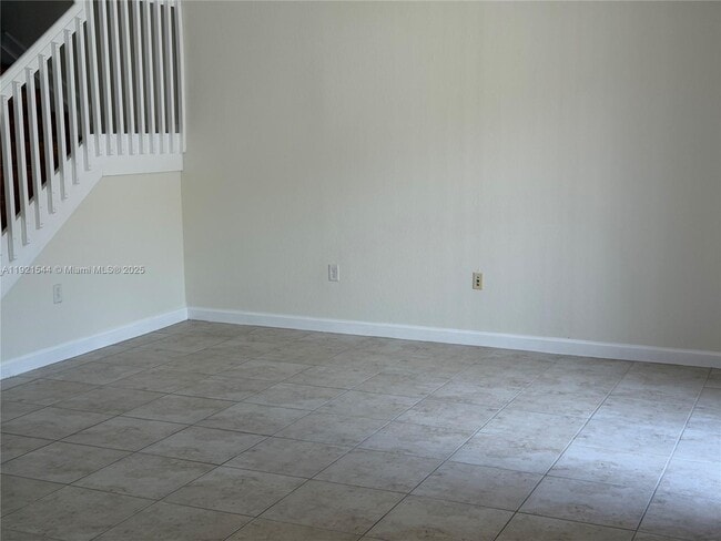 Building Photo - 17330 SW 153rd Ave