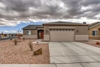 Building Photo - 3 Bed 2 Bath Home with 2.5 Car Garage for Rent in Granville!