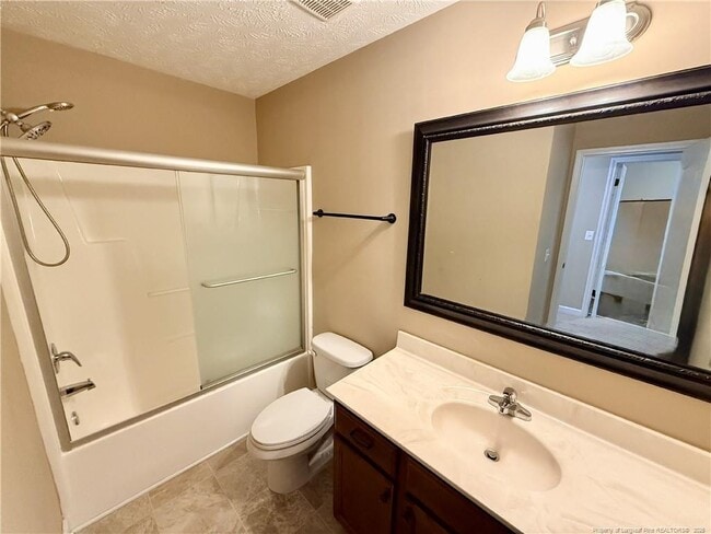 Building Photo - 422 Jamestown Ave