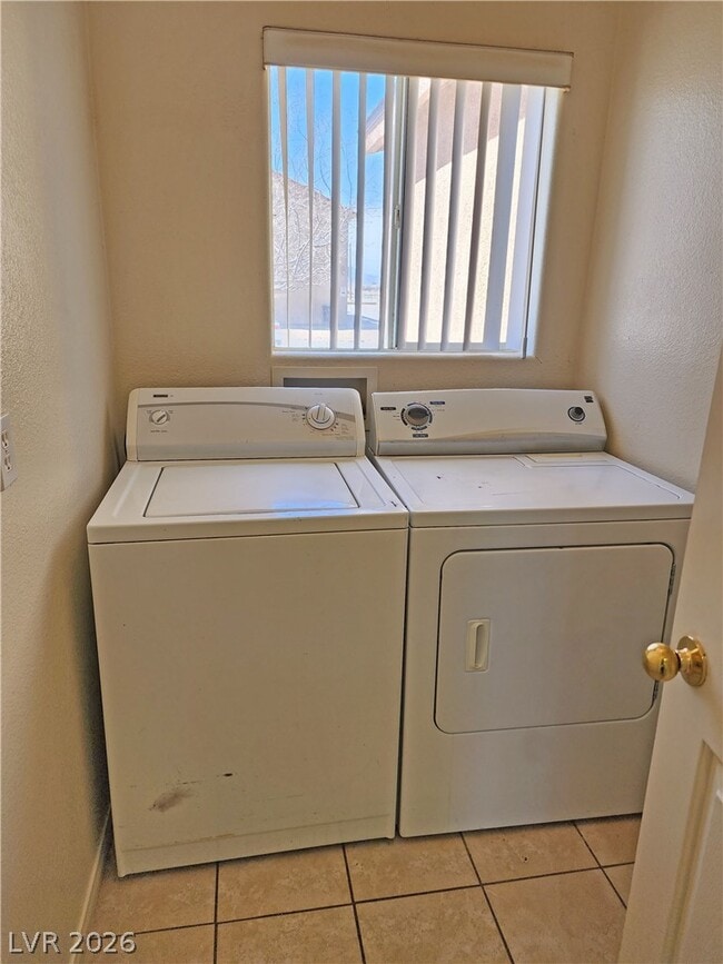 Building Photo - 1971 Teepee Rd