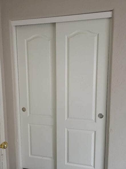 Building Photo - 9927 W Southgate Ave