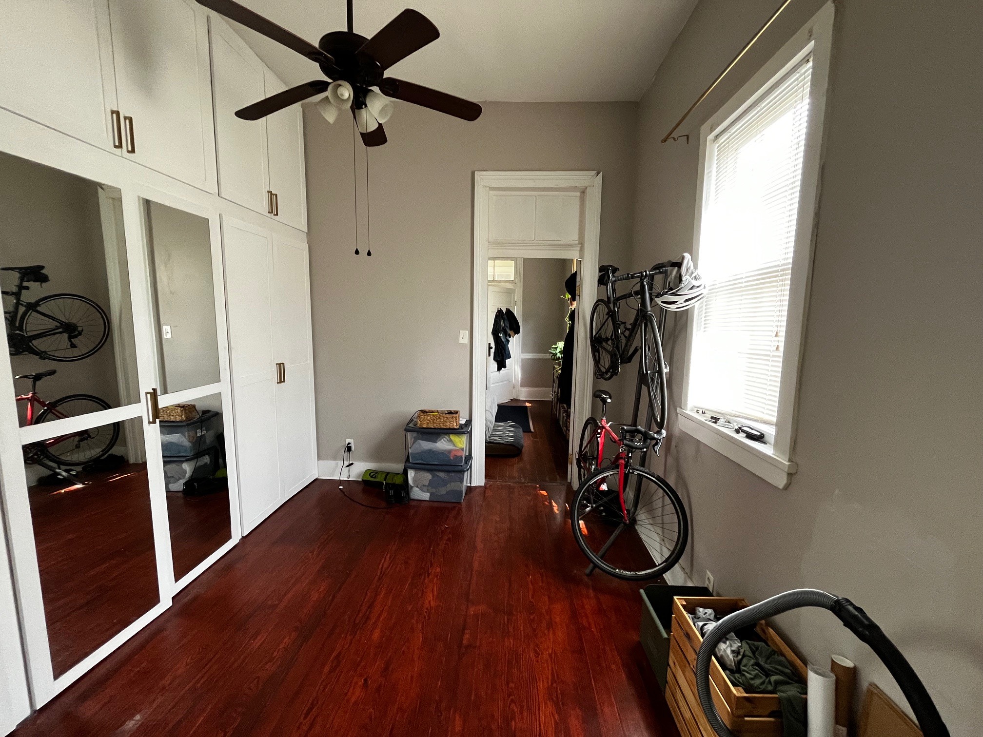 Building Photo - 604 Second St.