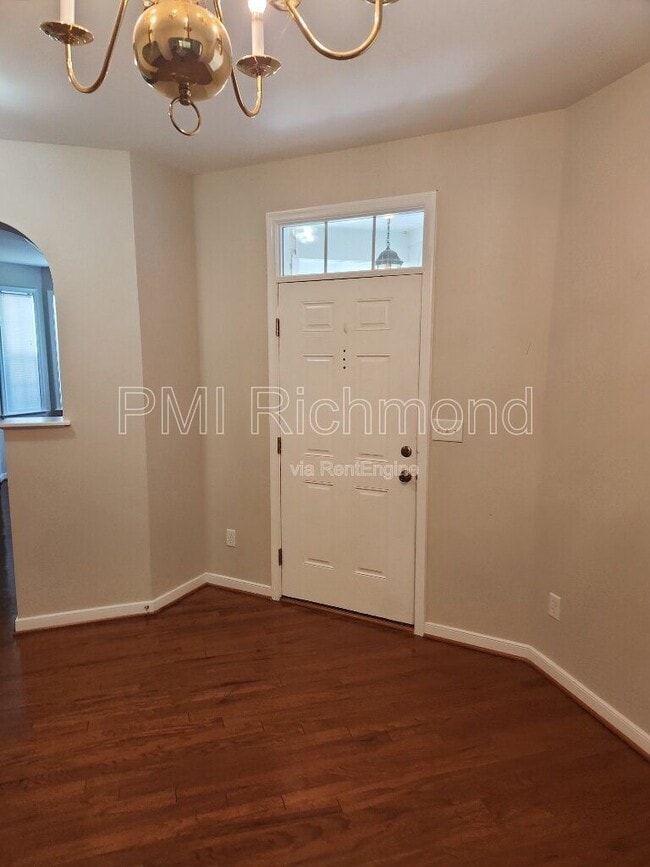 Building Photo - 1252 Providence Knoll Dr