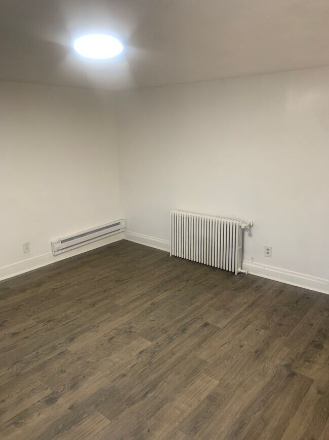 Building Photo - 8014 Harford Rd