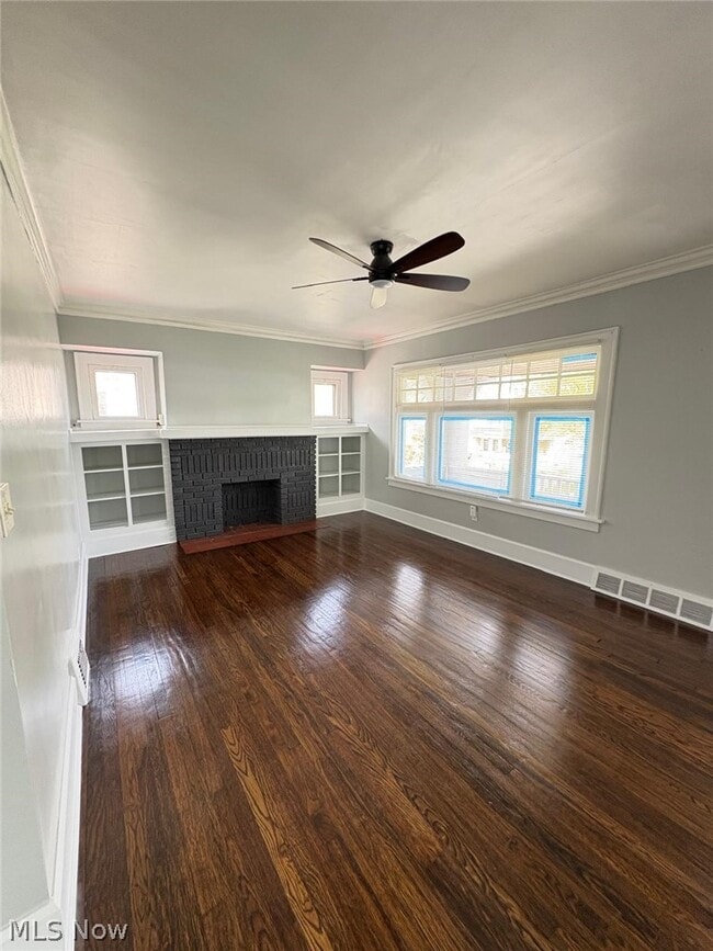 Building Photo - 3704 W 138th St