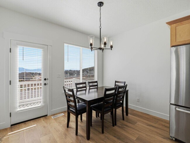 Building Photo - RES_VANDERWATT_866