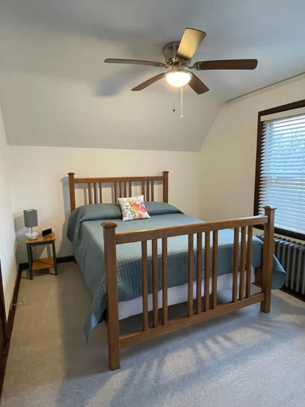 Building Photo - 25 Delos St W