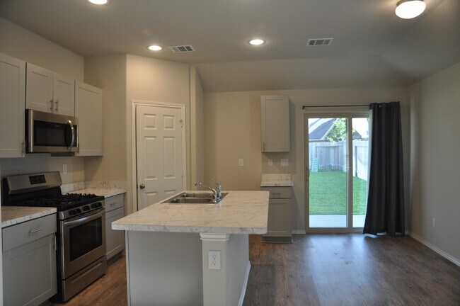 Building Photo - 23327 Briarstone Hbr Trl