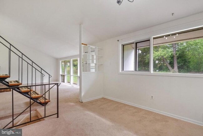 Building Photo - 6318 Willowood Ln